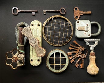 Vintage Rusty Collection ,Assemblage Art Supplies, Mixed Media Projects, Rusty Keys