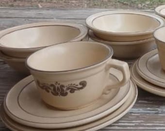 Vintage Dish Set Pfaltzgaff Stoneware Plate Cups Retro Village Granny Cottage 20Pc 1960s 70s