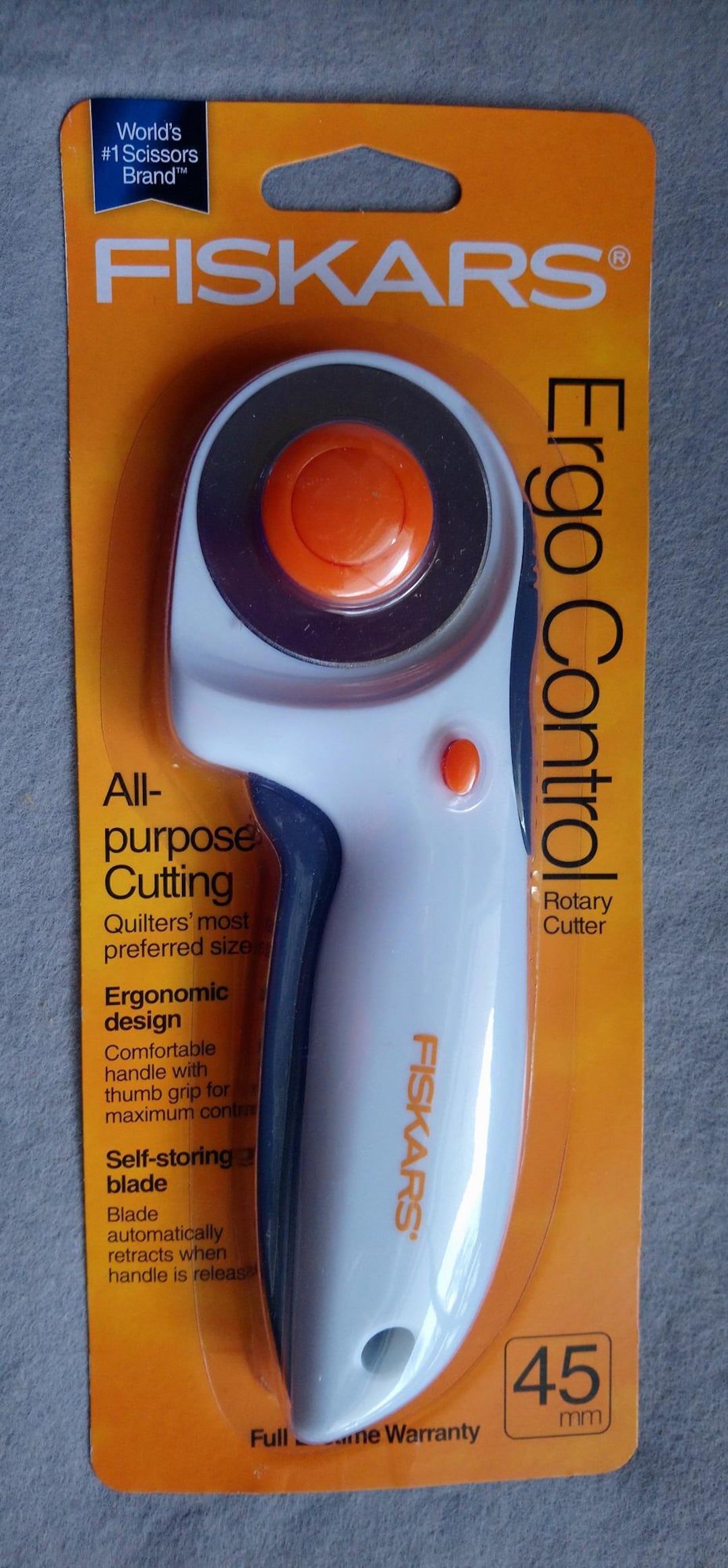 Fiskars 45mm Rotary Cutter With Ergonomic Control, Self Storing Blade ...