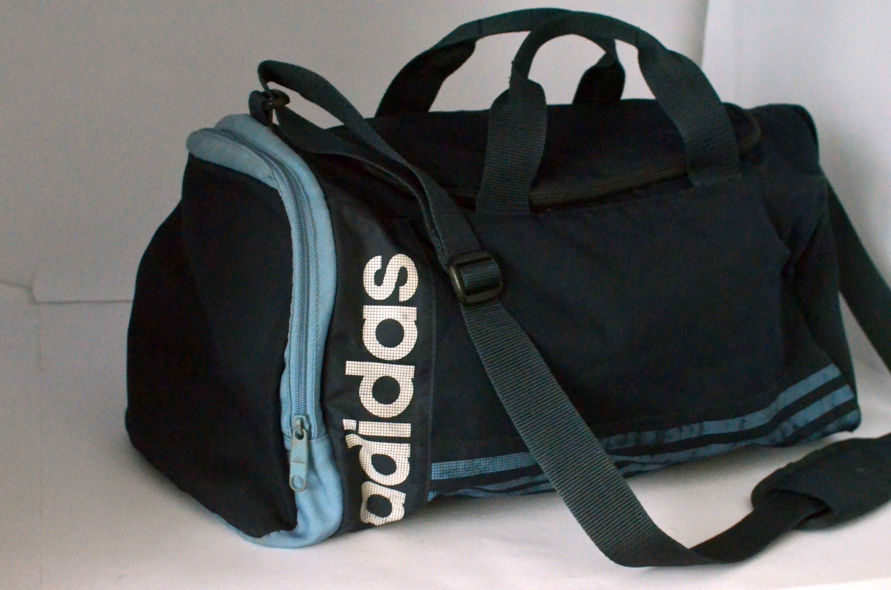 ADIDAS Sport Blue Sport Bag Genuine 80s Adidas Crossbody Gym Etsy