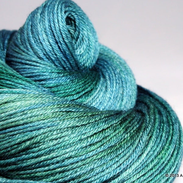 Handpainted yarn - Interstellar Sock "Droplets" - 50/50 Merino wool / silk fingering weight