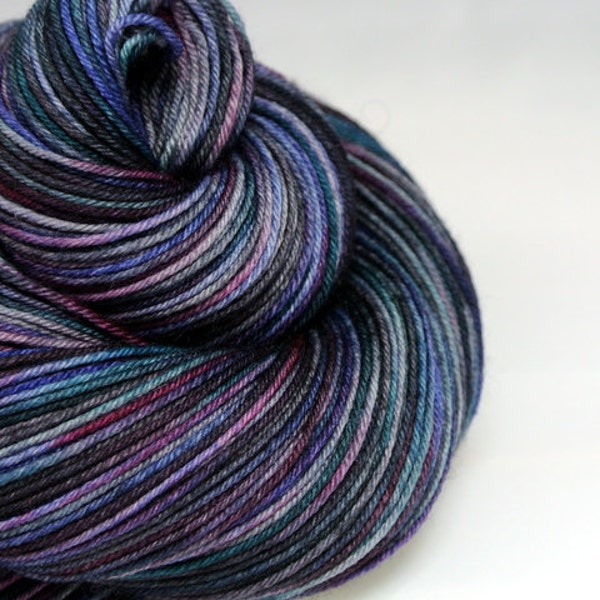 Handpainted yarn - Momentum "Swan Nebula" -75/25% merino wool / nylon superwash 4-ply fingering weight