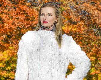 SuperTanya white hand knitted wool sweater *** MADE TO ORDER ***