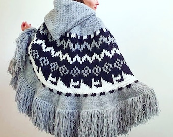 Alpaca sweater poncho with Icelandic pattern and hood by SuperTanya