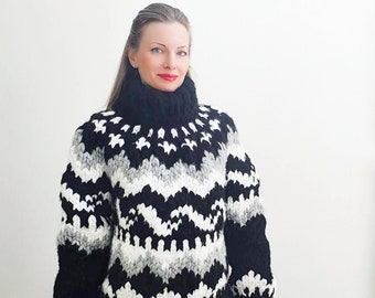 Thick Nordic turtleneck wool sweater Icelandic pullover by SuperTanya