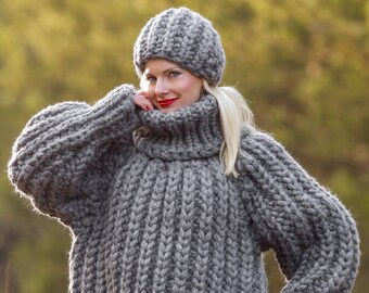 Mega thick heavy wool sweater in grey, ribbed non fuzzy soft pullover with hat by SuperTanya