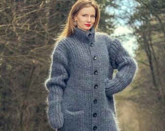 Long Gray Mohair Cardigan With Ribbed Elastic Pattern Thick