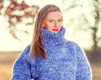 Stacked Sweater Blue ブルー　青色 Cecile Tulkens Homemade Wide V-Neck Sweater Petrol – Neighbour