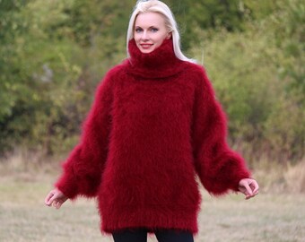 SuperTanya clothing boutique door supertanya op Etsy Dikke rode mohair trui door SuperTanya | Etsy