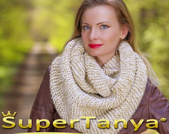 Round merino scarf hand knitted infinity shawl by SuperTanya