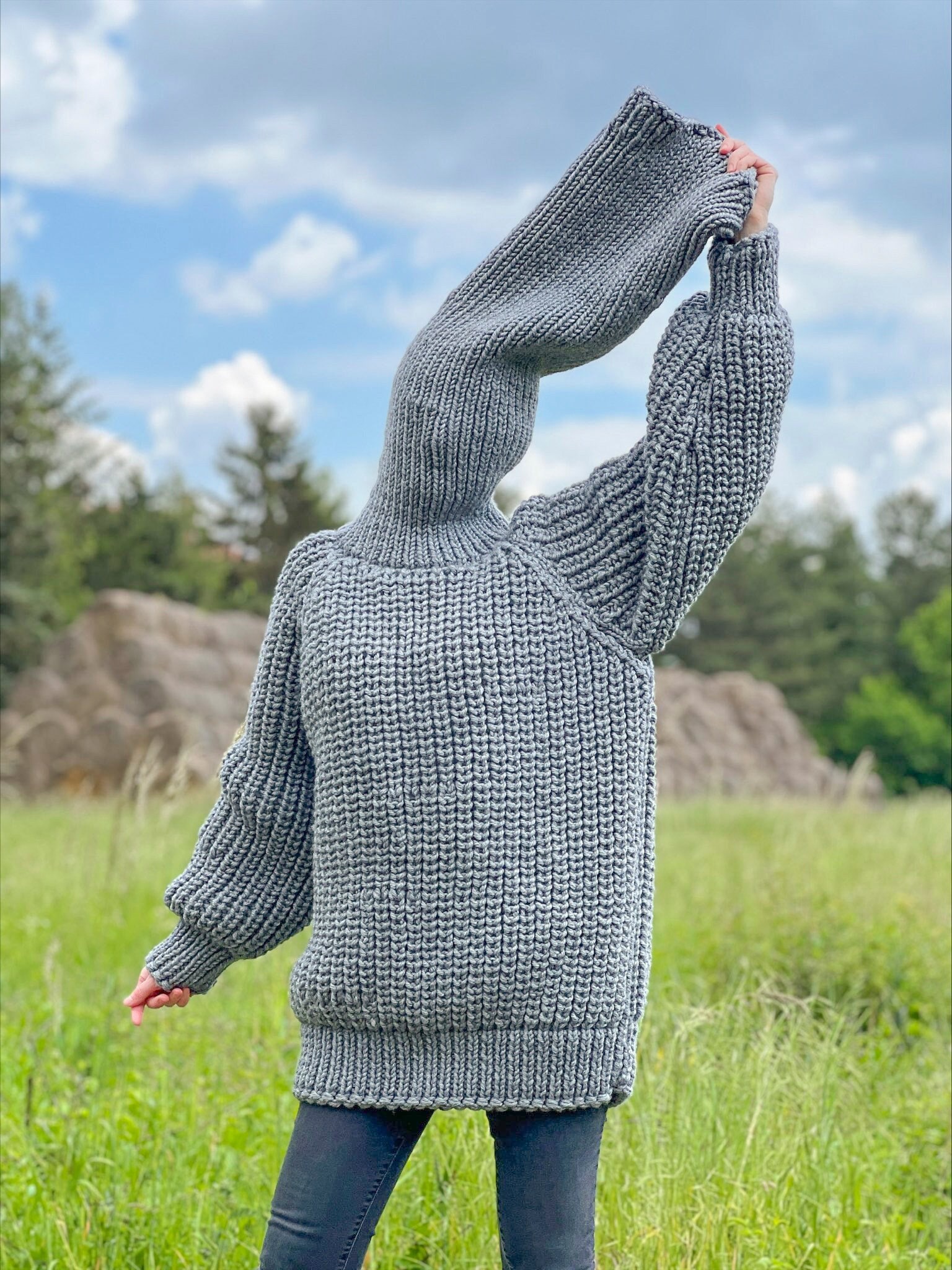完売品　BRIEFING SHAGGY LOGO TURTLENECK KNIT Supertanya Gray Ribbed Wool Sweater With Extra Long Turtleneck
