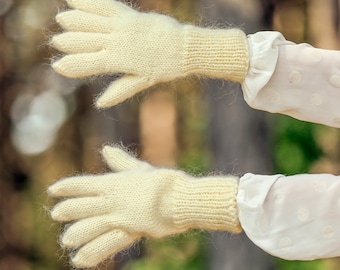 Handmade thick ivory mohair gloves, ready to ship, size L