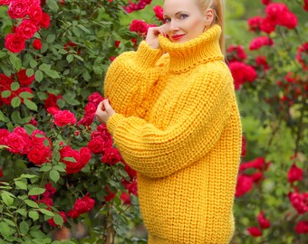 厚手の黄色のウールセーター リブ付きスキープルオーバー SuperTanya