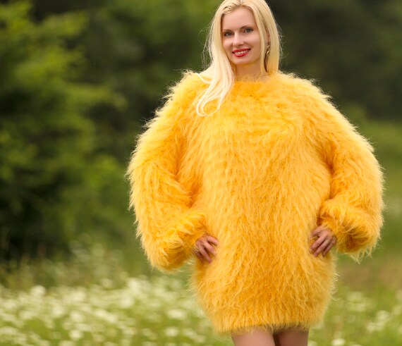 Fluffy yellow sweater deals