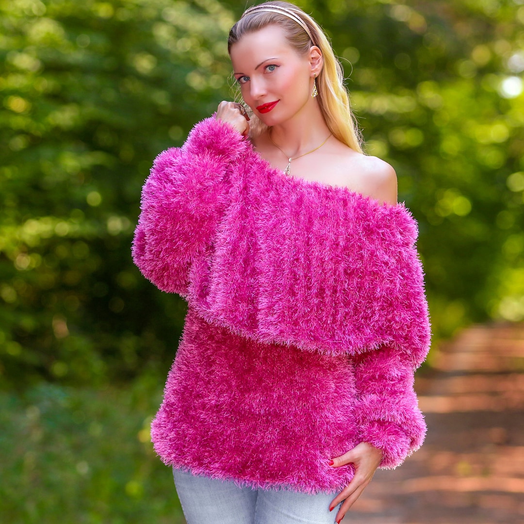 Maglione sfocato viola con collo a cappuccio pullover soffice in