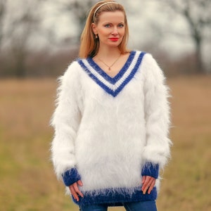 White mohair sweater with V neck fuzzy mohair pullover SuperTanya ready to ship size L / XL