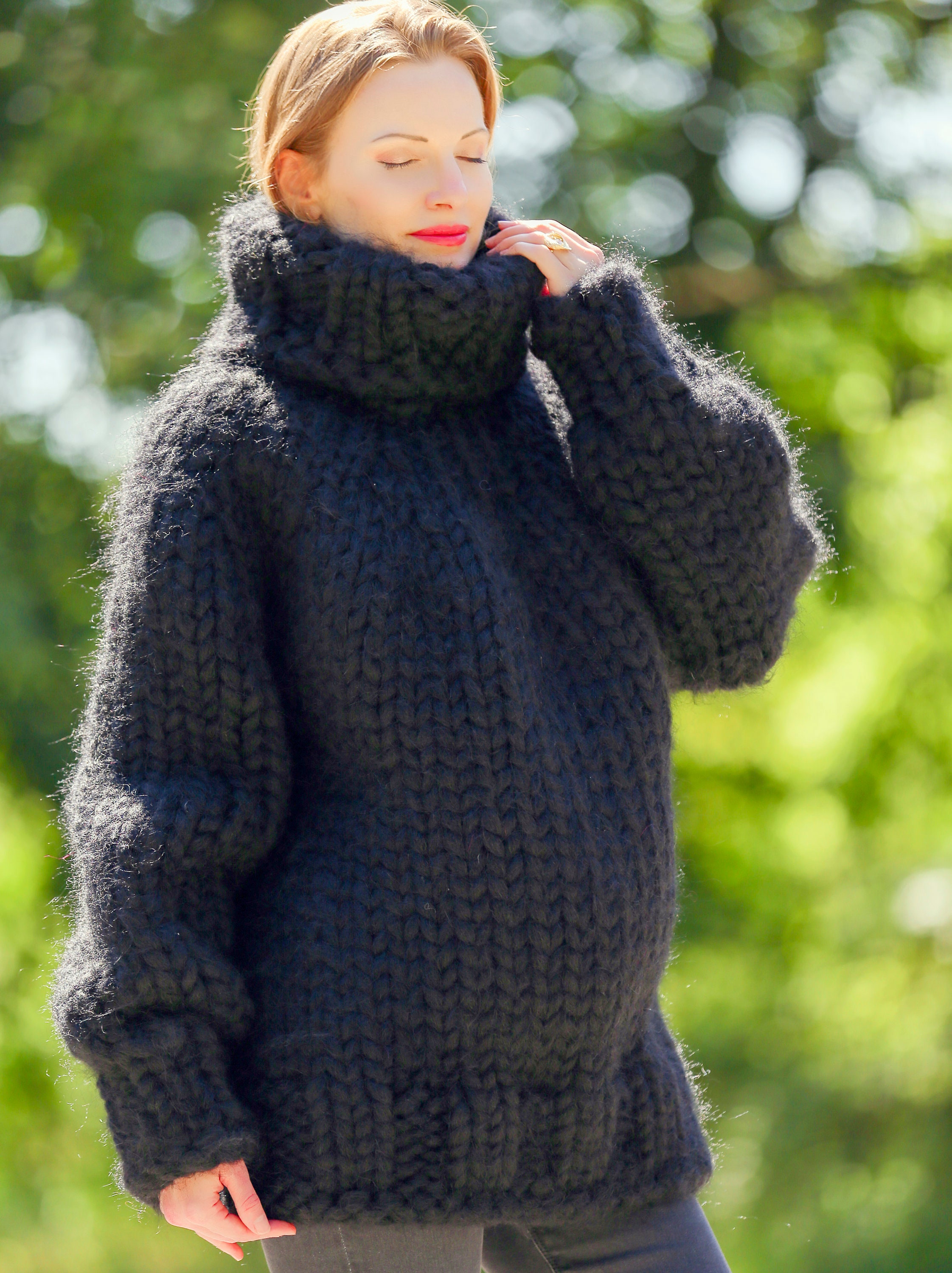 Mega Thick Fuzzy Black Mohair Sweater 25 STRANDS Unisex - Etsy