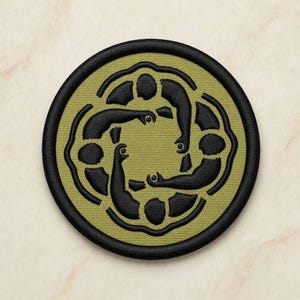 Toppa ricamata con scritta "Dutch Rudder Morale Patch" e meme divertente per giacche e zaini tattici.
