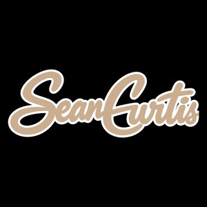 Sean Curtis Beige PNG, AI-gegenereerde DTF-transfer, wit omlijnd scriptontwerp, digitale download voor shirts en hoodies
