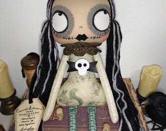 Muñeca gótica única hecha a mano, muñeca de tela Mavis