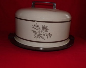 Cake carrier vintage Kromex USA kitchen round metal brown tan retro mid century storage countertop party birthday