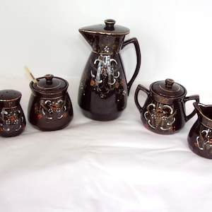 Moriage tea pot sugar creamer honey pot salt and pepper shakers brown glass hand painted Japan vintage retro collectible glassware