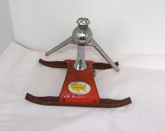 Vintage sprinkler lawn waterer orbital metal retro Gilmour Hosemaster orange garden man cave decor