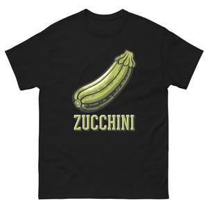 T-shirt drôle de bande dessinée d'image de nourriture d'amant de courgette