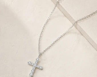 Collar con cruz de moissanita delicada: Plata de ley rodiada, joyería minimalista de inspiración religiosa (45 cm)