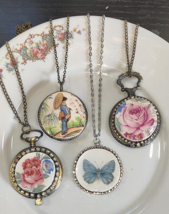 Broken China, Broken China Jewelry in Pocket Watch, Vintage Locket, Royal Albert, Vintage China, Fine Bone China, Floral Pendant, Mosaic
