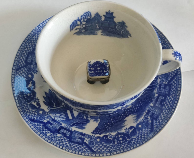 Blue Willow Broken China Ring, Blue Willow Cup & Saucer, Adjustable Ring for Women, Birthday Gift for Wife, Repurposed Recycled Jewelry image 2