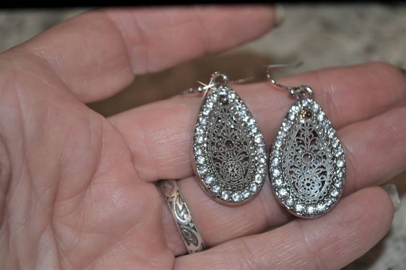 Filigree Teardrop Wire Earrings,Jewelry Set Silver Necklace Earrings Set Silver Crystal Rhinestone Pave Pear Teardrop Shape Dangle Earrings