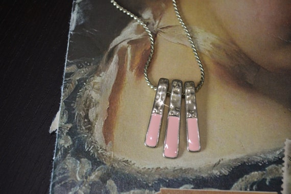 Pink Enamel Necklace, Gold Metal Pink Enamel Neck… - image 4