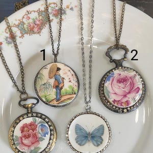Chine brisée, bijoux en porcelaine brisée dans une montre de poche, médaillon vintage, Royal Albert, porcelaine vintage, porcelaine fine, pendentif floral, mosaïque image 10