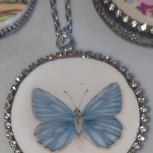 Chine brisée, bijoux en porcelaine brisée dans une montre de poche, médaillon vintage, Royal Albert, porcelaine vintage, porcelaine fine, pendentif floral, mosaïque image 5