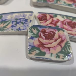 Vintage & Antique Broken China Porcelain Ceramic Pieces for Mosaics, Jewelry, Crafts, Blue Willow, Watercolor Roses, Birds, Blue and White image 10