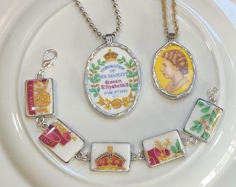 Broken China Jewelry, Statement Necklace, Historical China, Queen Elizabeth II Coronation 1953 Damaged Plate Recycled into Pendants, Upcycle