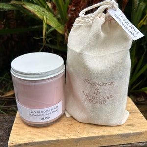Geranium Soy Wax Candle, Natural Candle, Beeswax blend Candle, Victoria BC, Vancouver Island image 2