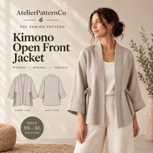 Op de afbeelding: Een PDF-naaipatroon voor een Kimono Open Front Jacket van AtelierPatternCo. De afbeelding toont een beige jasje met open voorzijde, driekwartmouwen en zijstrikken, naast technische lijntekeningen van het voor- en achteraanzicht.