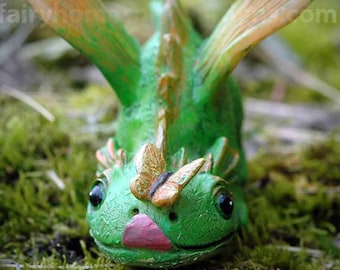 Miniature Dragon Figurine with Tasty Butterfly - Dragon Collectible - Woodland Knoll Fairy Garden Supply - Mythical Dragon Figurine