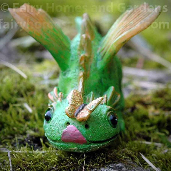 Miniature Dragon Figurine with Tasty Butterfly - Dragon Collectible - Woodland Knoll Fairy Garden Supply - Mythical Dragon Figurine