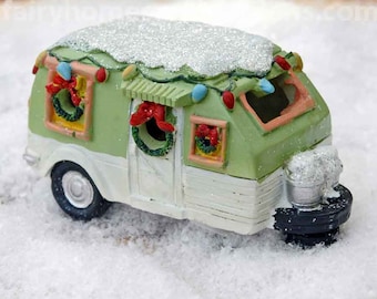 LED Christmas Camper - Holiday Miniatures - Fairy Garden Supply - Light Up Miniature Holiday Travel Trailer - Christmas Decor - Fairy Garden