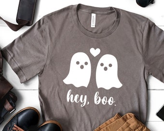 Camiseta "Hey Boo", divertida de Halloween, de temporada espeluznante, de fantasmas, regalo de Halloween, bonita, regalo para mejor amigo
