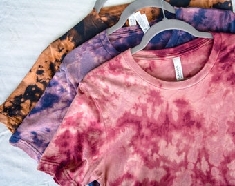 Camisa tie-dye personalizada, camisa tie-dye para mujer, camisa tie-dye, camisa tie-dye Bella Canvas, camisa tie-dye inversa, camisa tie-dye blanqueada, camiseta blanqueada