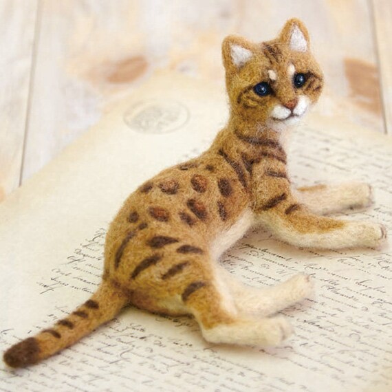 Nyankoro Triplet Cats Hamanaka Felt Wool Mascot Wool Felt Kit Designed