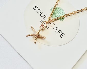 Starfish charm gold necklace, hypoallergenic and tarnish-resistant jewellery