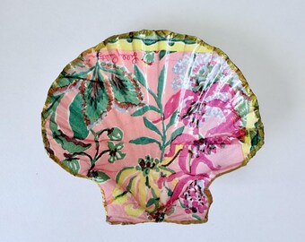 Handcrafted Decoupage Scallop Shell Ring Dish – Coastal Jewellery Tray