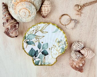 Handcrafted Eucalyptus Gloss Scallop Shell Ring Dish – Coastal Decoupage Trinket Tray