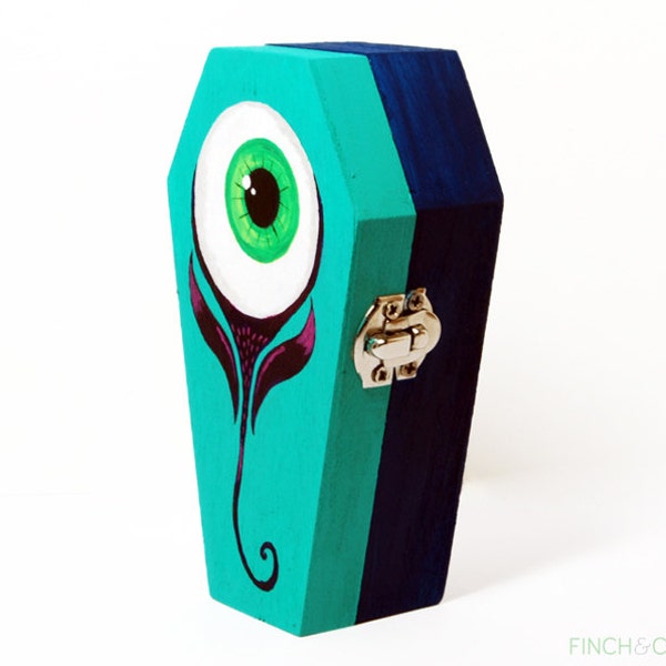 Creepy Eyeball - Coffin Box, Handpainted, Mini Coffin, Eyeball Art, Monsters, OOAK, Acrylic Painting