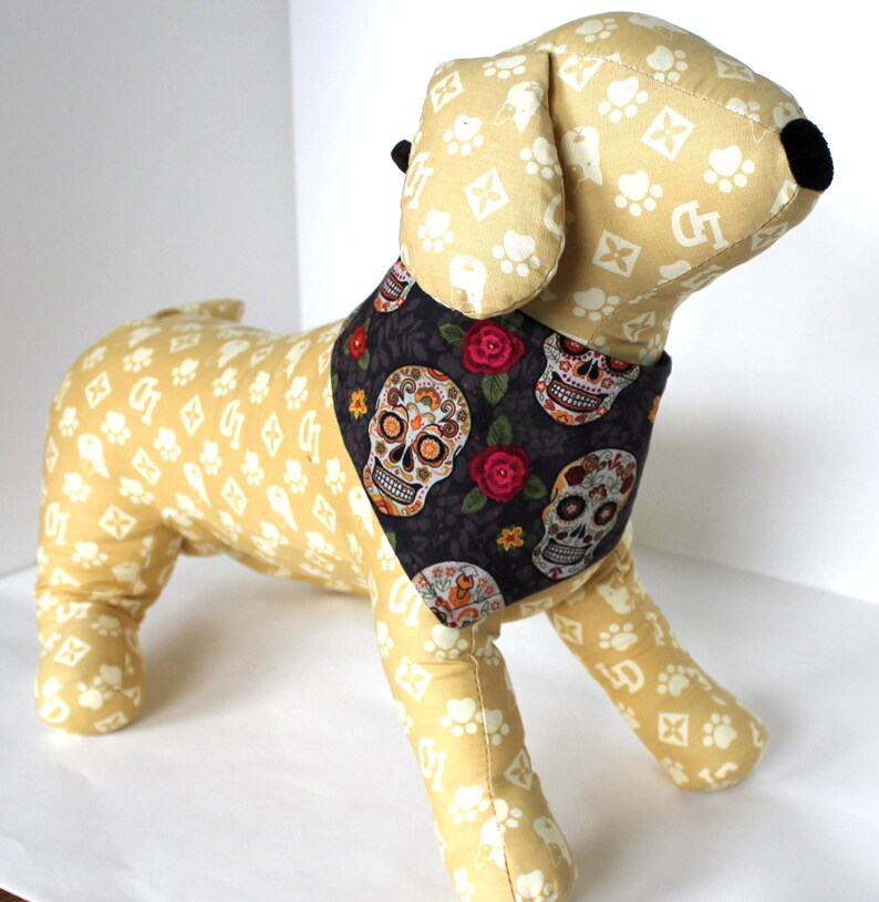 Small Sale: Dog Bandana Sugar Skull Rose Print fashion holiday dog clothes tie-on Day of the Dead dia de los Muertos or Halloween